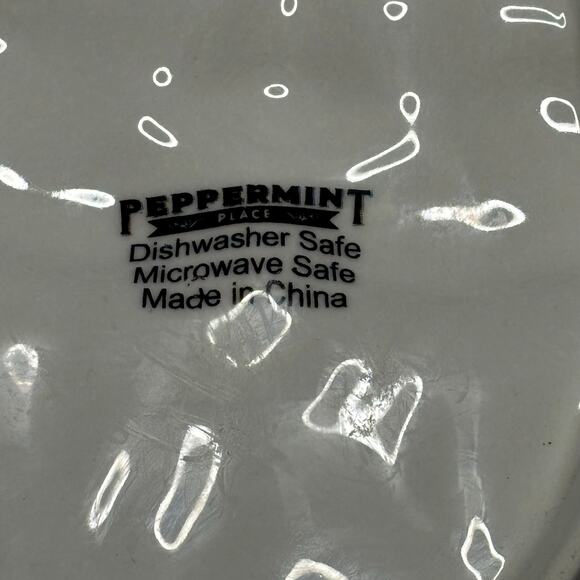 Peppermint Place Winking Santa Cookie Plate Holiday Dish - Picture 3 of 9